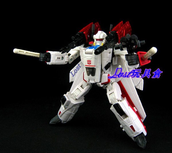 Cybertron Con 2013 Henkei Jetfire New Out Of The Box Images Show Exclusive Figure Details  (1 of 7)